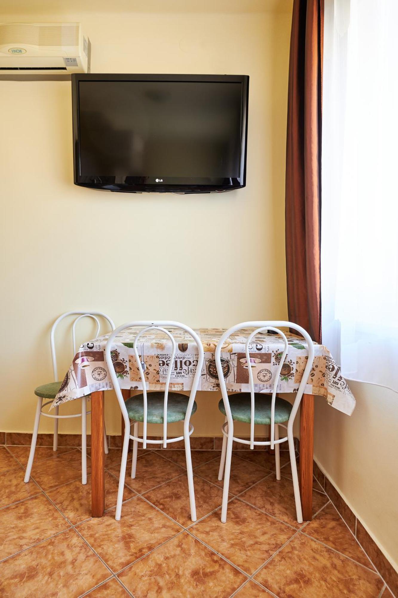 Ada 2 Apartmanhaz Hajdúszoboszló Zewnętrze zdjęcie