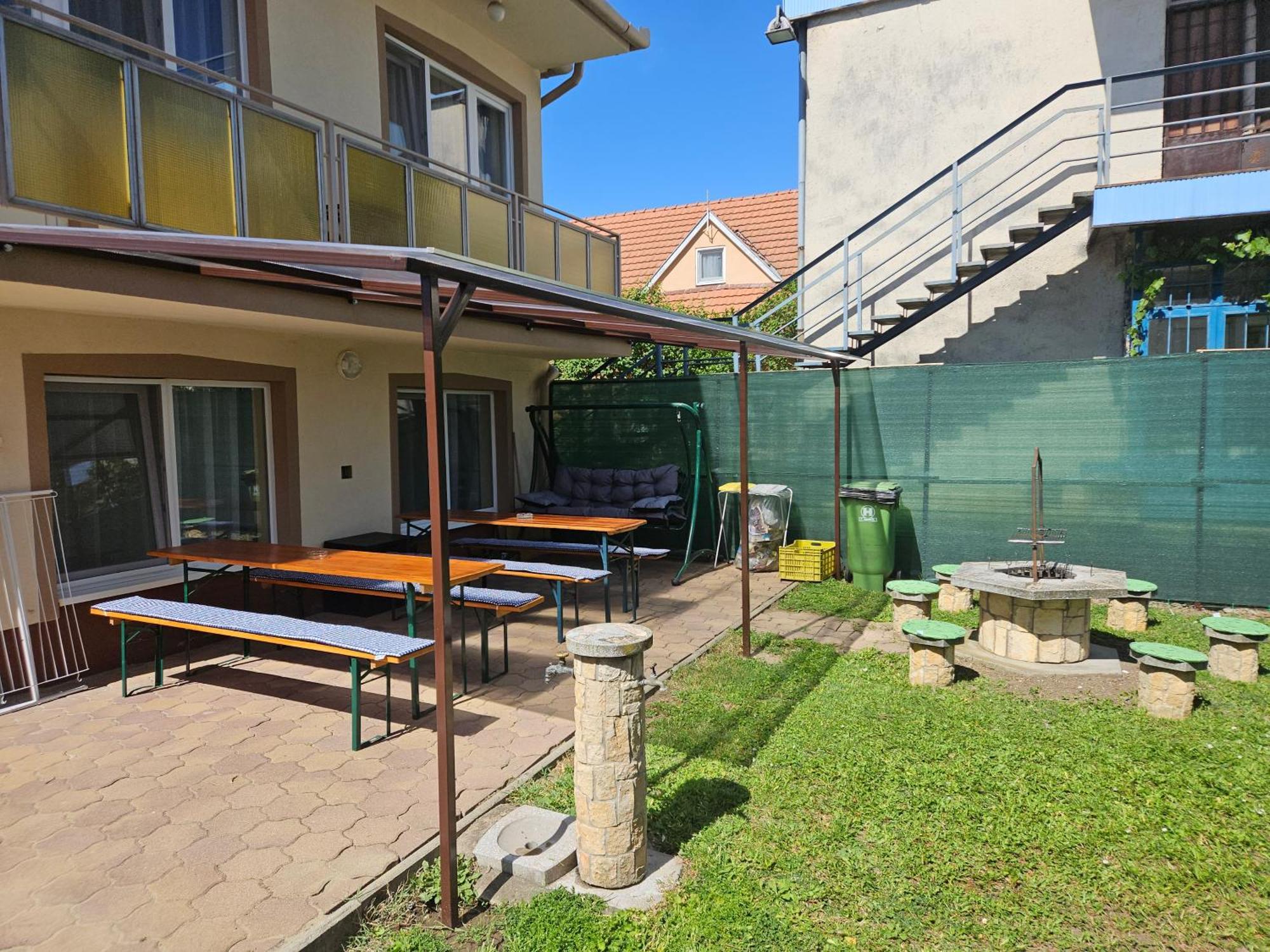 Ada 2 Apartmanhaz Hajdúszoboszló Zewnętrze zdjęcie