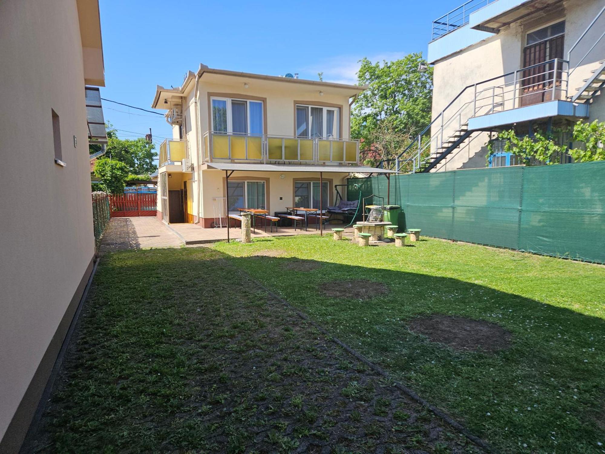 Ada 2 Apartmanhaz Hajdúszoboszló Zewnętrze zdjęcie